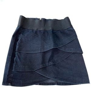 NWOT 21 Denim Black Layered Skirt